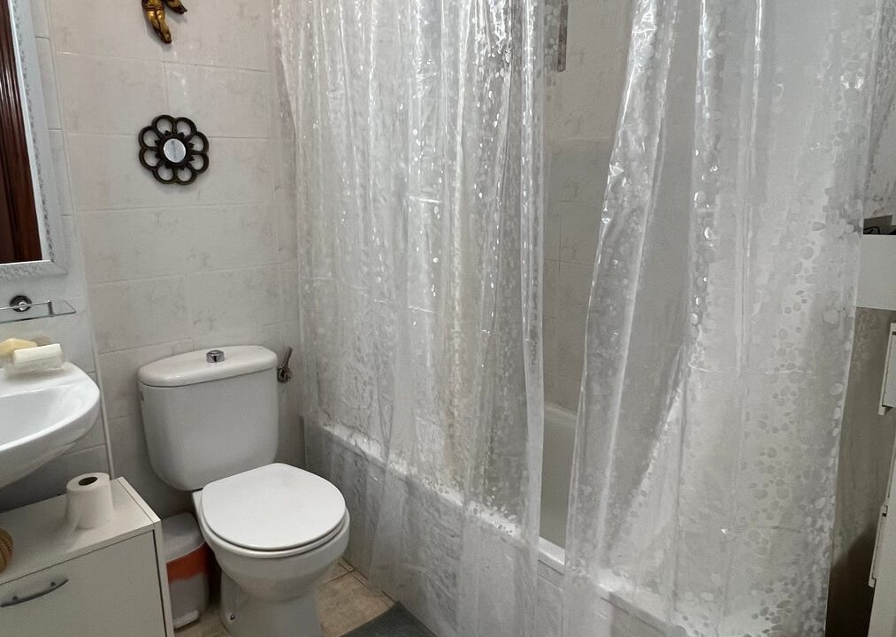 piso-venta-mas-oliva-roses-vistas-montana-12