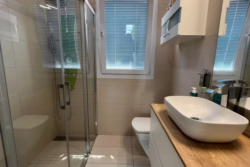 5aa34a81-2169-44bf-b179-eb2310c4a22c