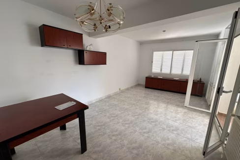 6f1cb26c-b8f5-49f6-aa5b-4a15d21b3387