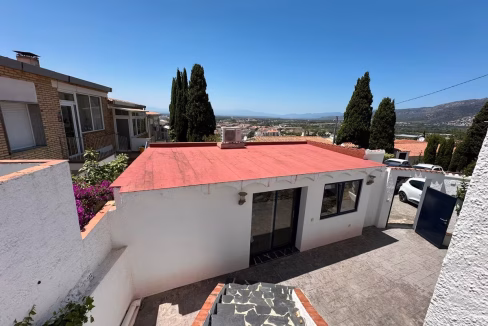 fd63b599-37fe-40db-8ec3-3e2e3545f7b7