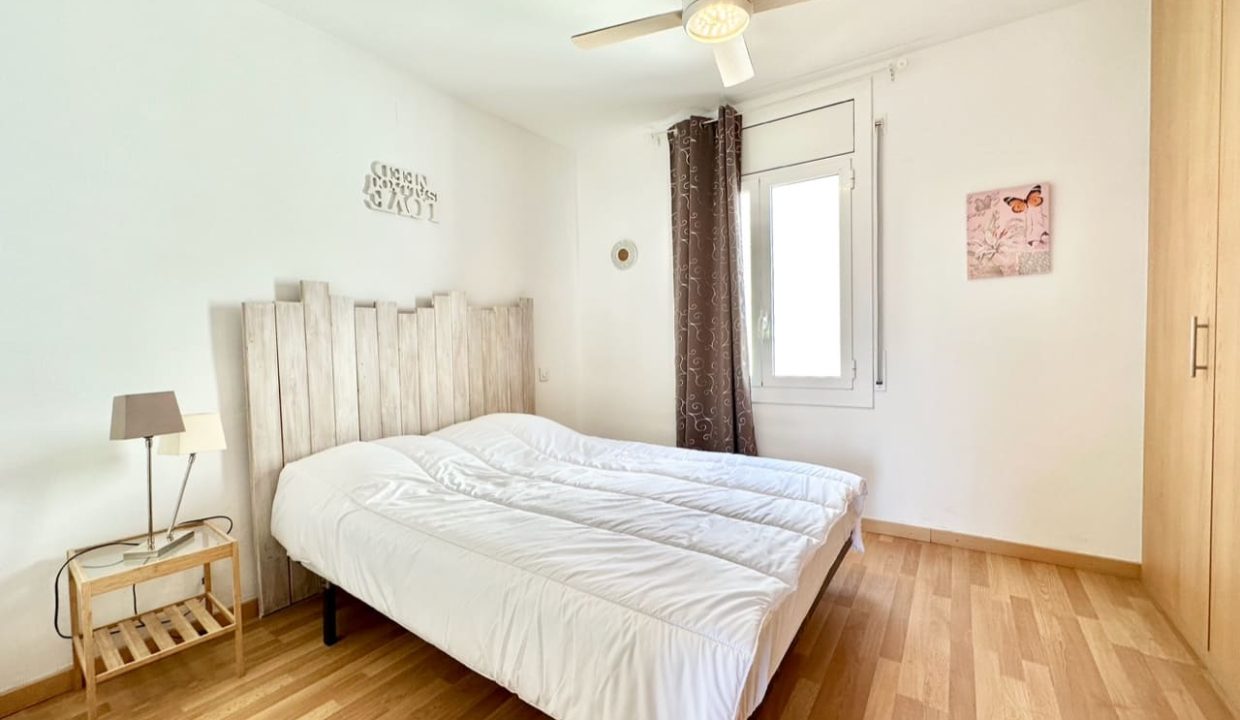 casa-adosada-en-venta-puig-rom-roses (13)