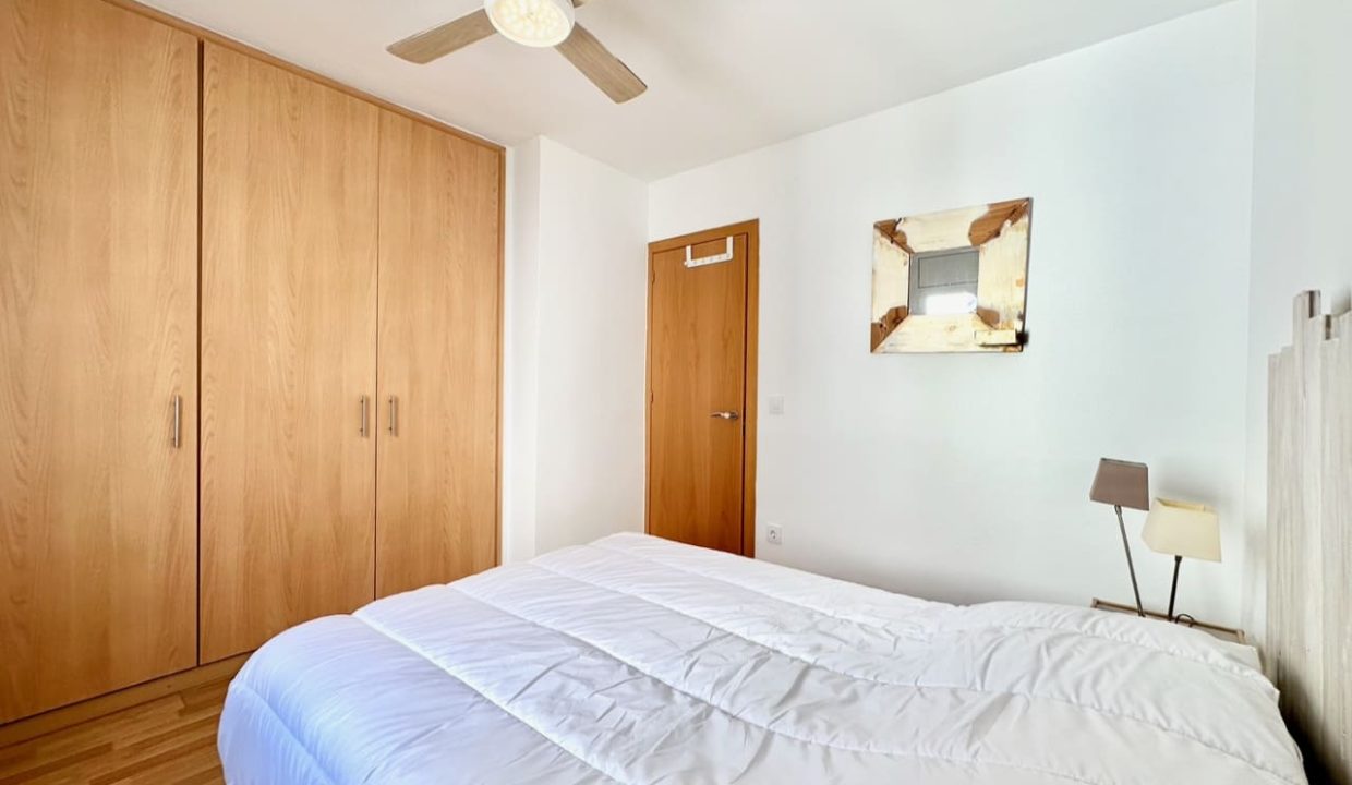 casa-adosada-en-venta-puig-rom-roses (14)