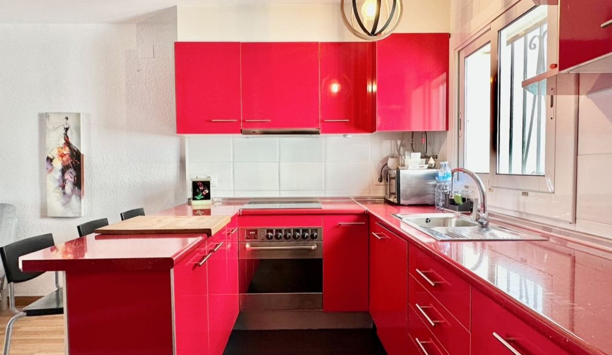 casa-adosada-en-venta-puig-rom-roses (19)