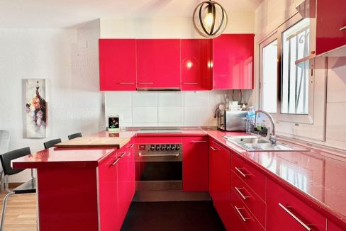 casa-adosada-en-venta-puig-rom-roses (19)