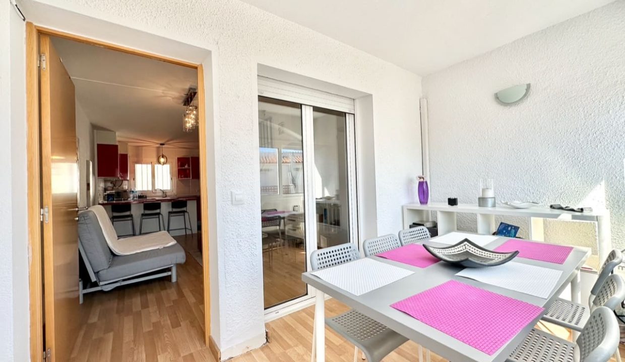 casa-adosada-en-venta-puig-rom-roses (26)