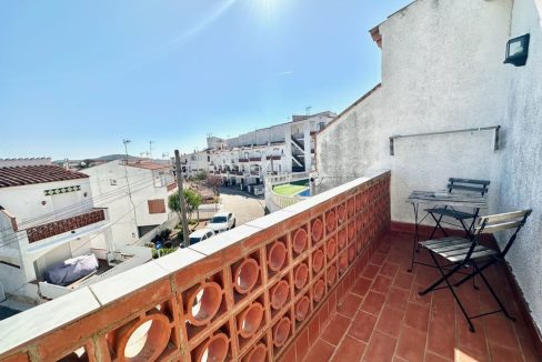 casa-adosada-en-venta-puig-rom-roses (6)