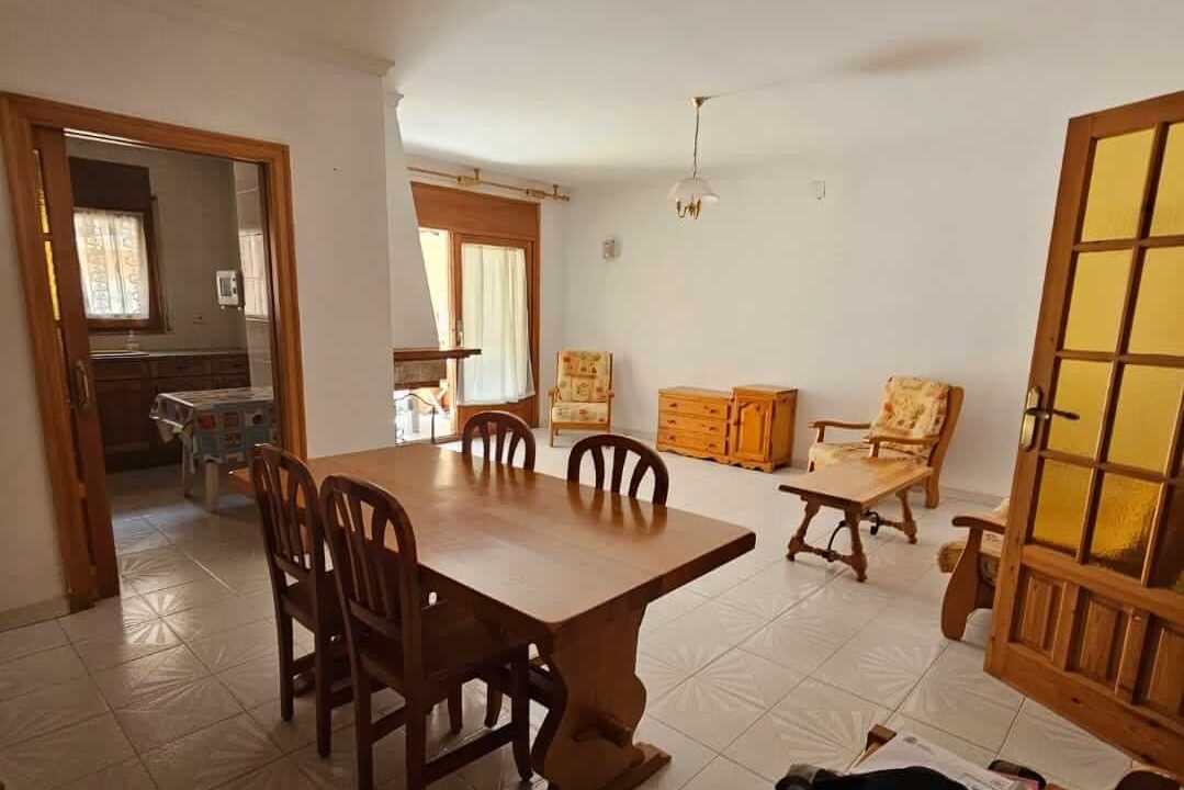 piso-venta-en-centro-de-roses-10