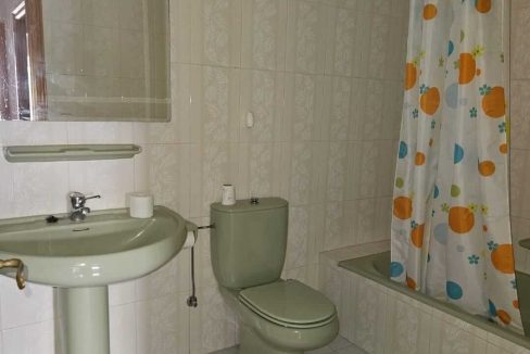 piso-venta-en-centro-de-roses-13