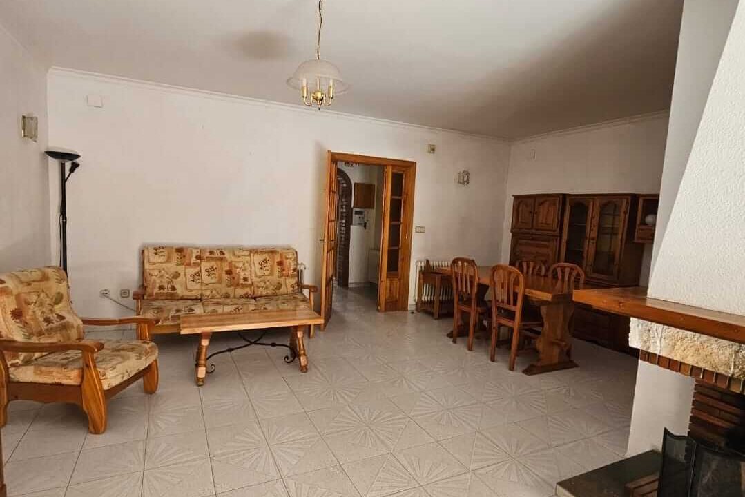 piso-venta-en-centro-de-roses-5