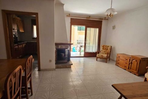 piso-venta-en-centro-de-roses-6