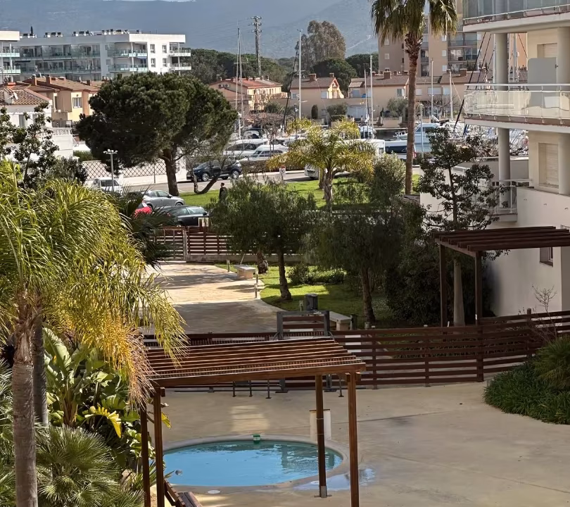 d1a78a86-00f4-4dbb-9c42-305cbf4bdbf6